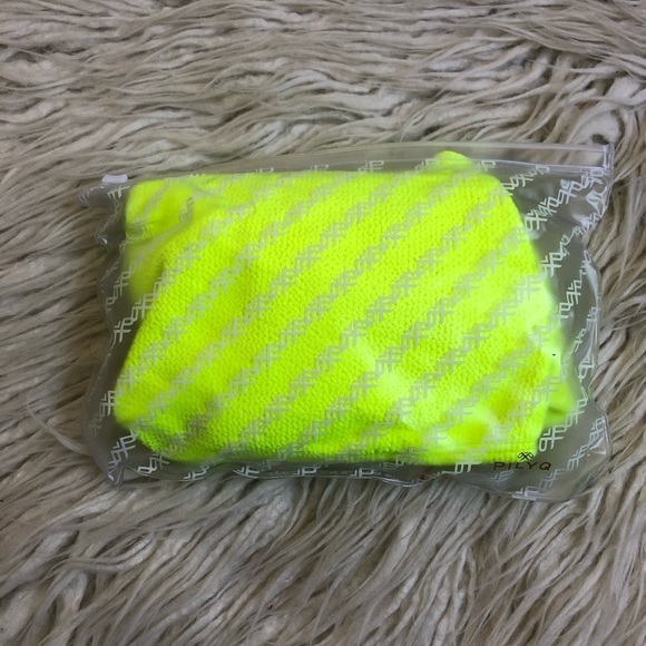 PilyQ Pineapple Reef Tube Bandeau Teeny Bikini NWT - Picture 8 of 10